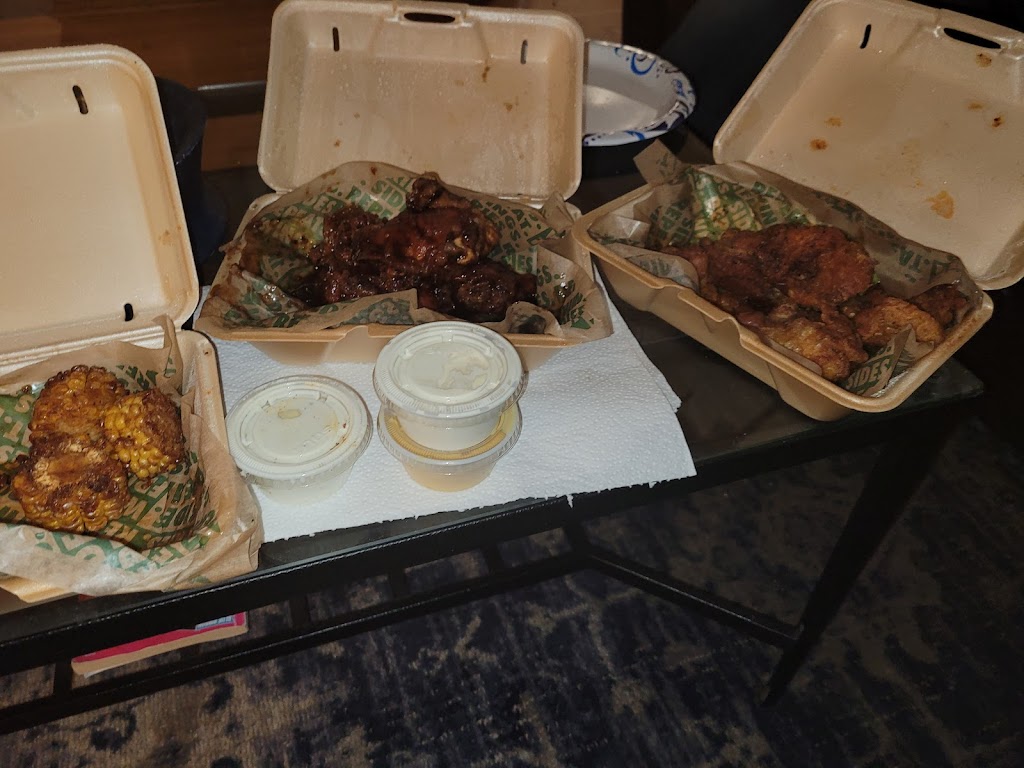 Thighstop | restaurant | 1180 Shingle Creek Pkwy, Brooklyn Center, MN 55430, USA | 8002505056 OR +1 800-250-5056