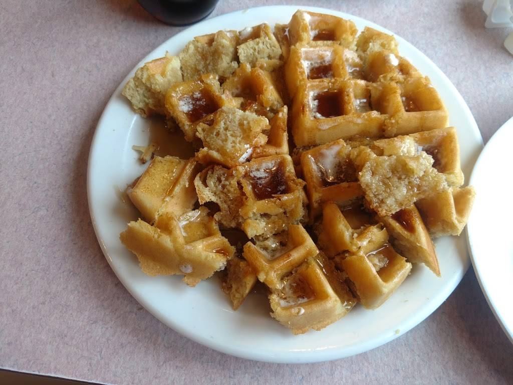 Skillets Bistro | restaurant | 2040 45th St, Highland, IN 46322, USA | 2192934017 OR +1 219-293-4017