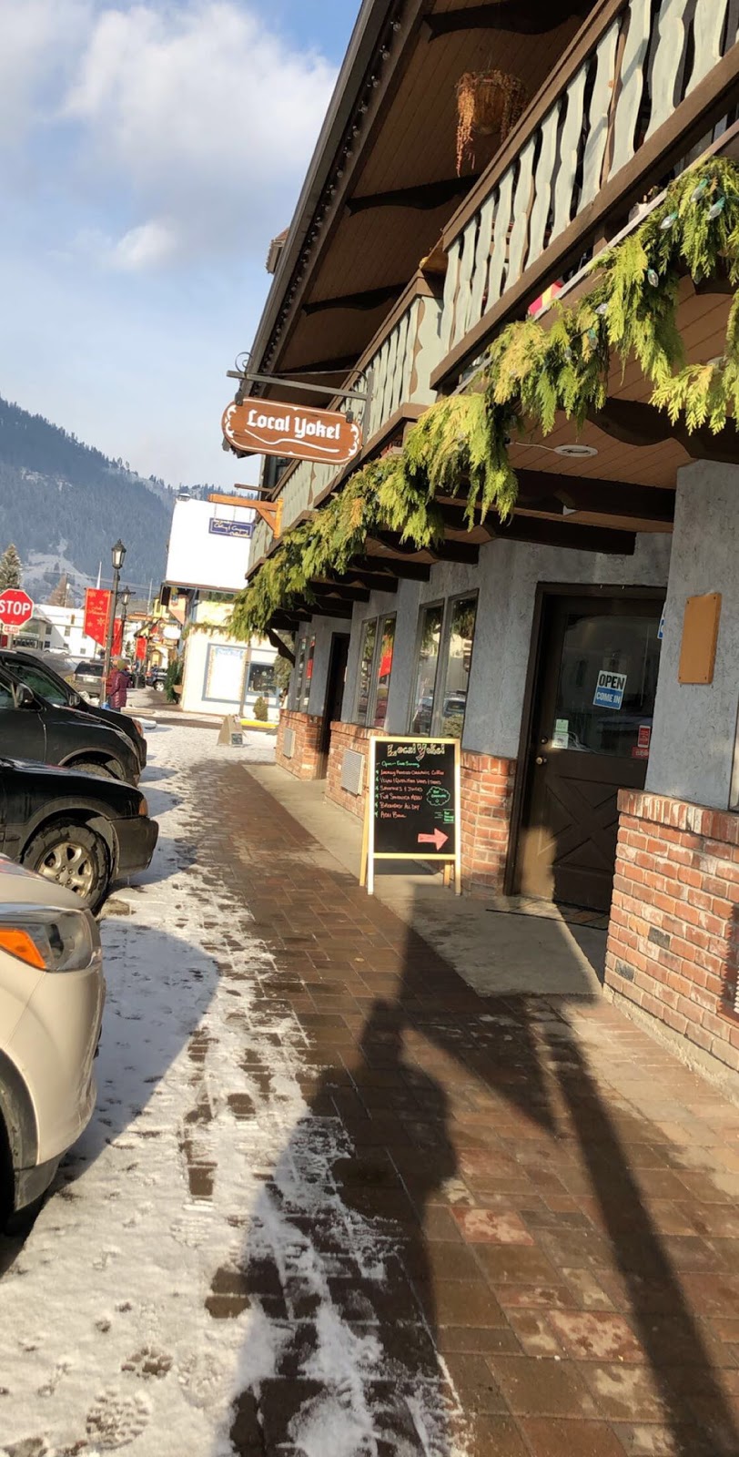 Local Yokel | restaurant | 905 Commercial St #2, Leavenworth, WA 98826, USA | 5098884471 OR +1 509-888-4471