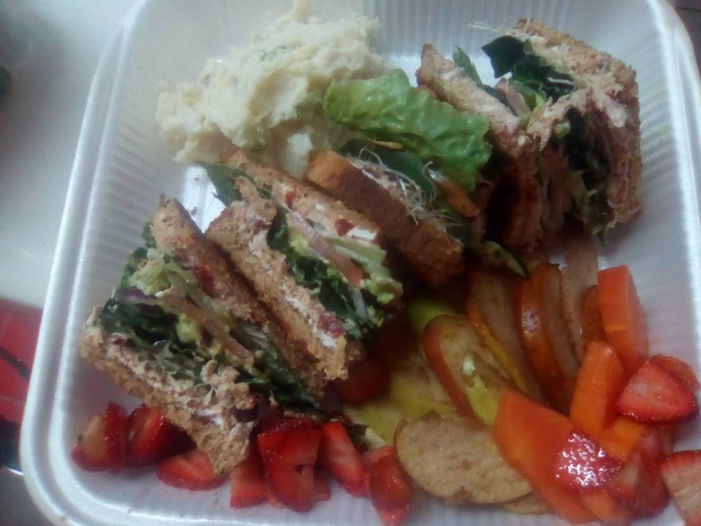 tortas y ensaladas mendoza | restaurant | 38a, Av Magnolias 2602, El Refugio, Tijuana, B.C., Mexico | 016645436337 OR +52 664 543 6337