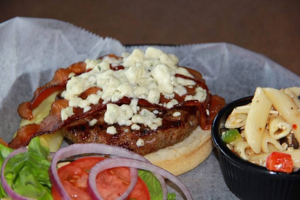 West Towne Pub | restaurant | 4518 Mortensen Rd #101, Ames, IA 50014, USA | 5152924555 OR +1 515-292-4555