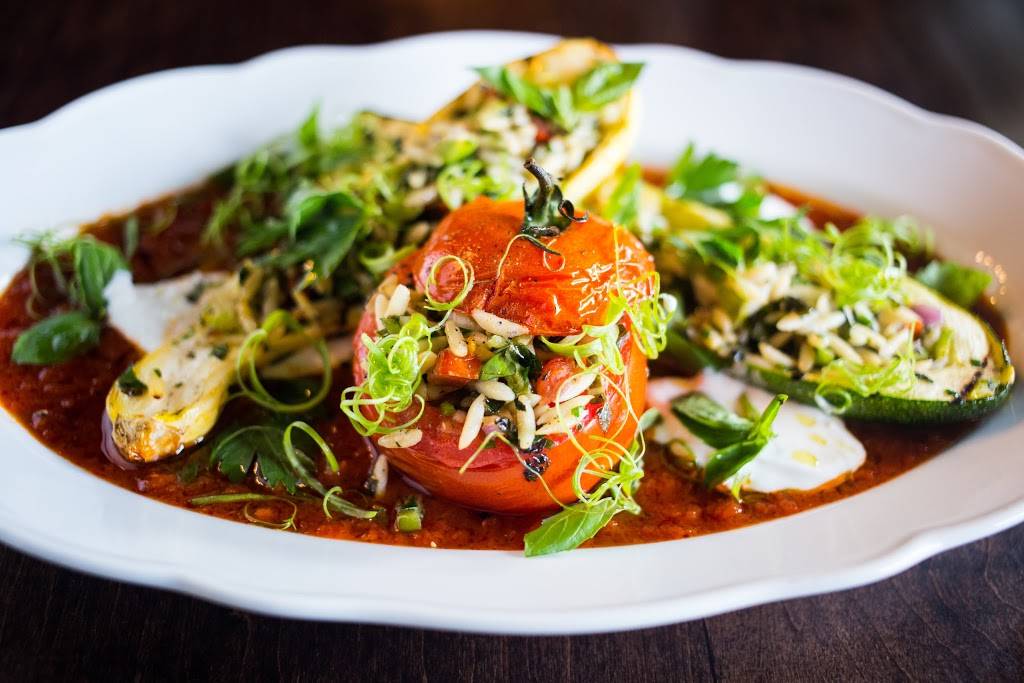 Helen in the Heights | restaurant | 1111 Studewood St #B, Houston, TX 77008, USA | 8325827146 OR +1 832-582-7146