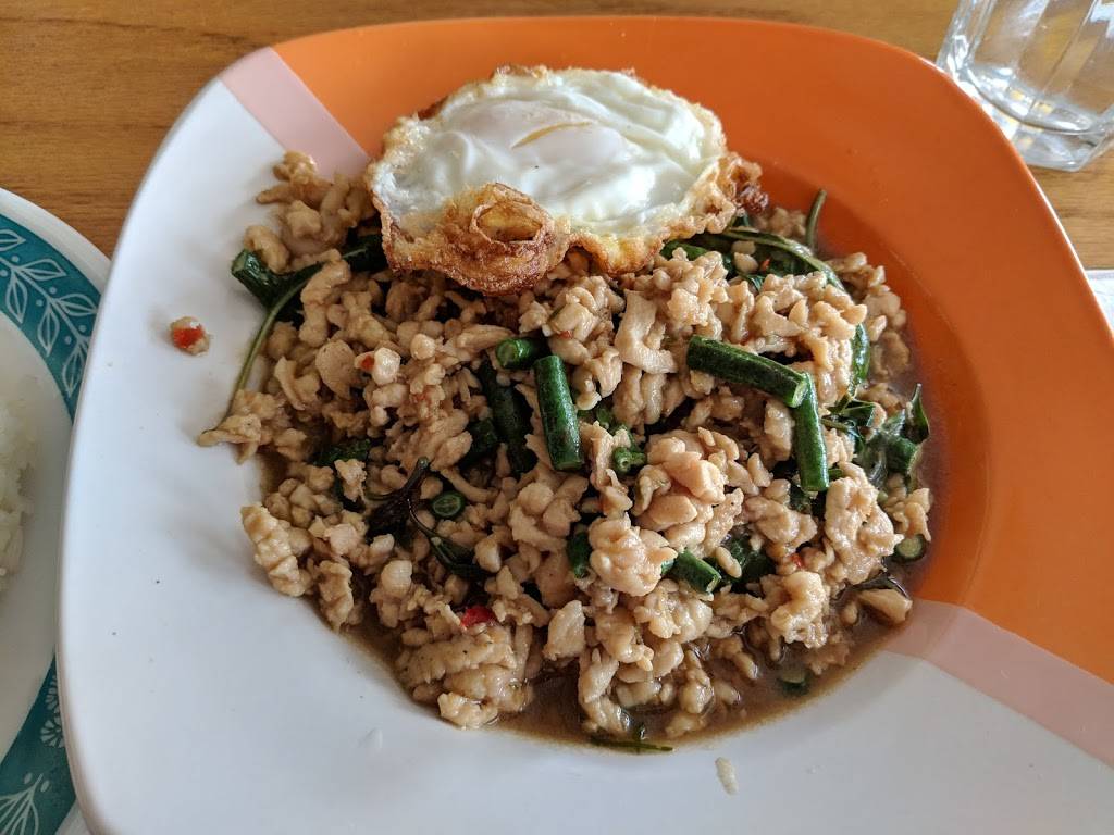 Singha Thai | restaurant | 5432 California Ave, Bakersfield, CA 93309, USA | 6616312631 OR +1 661-631-2631