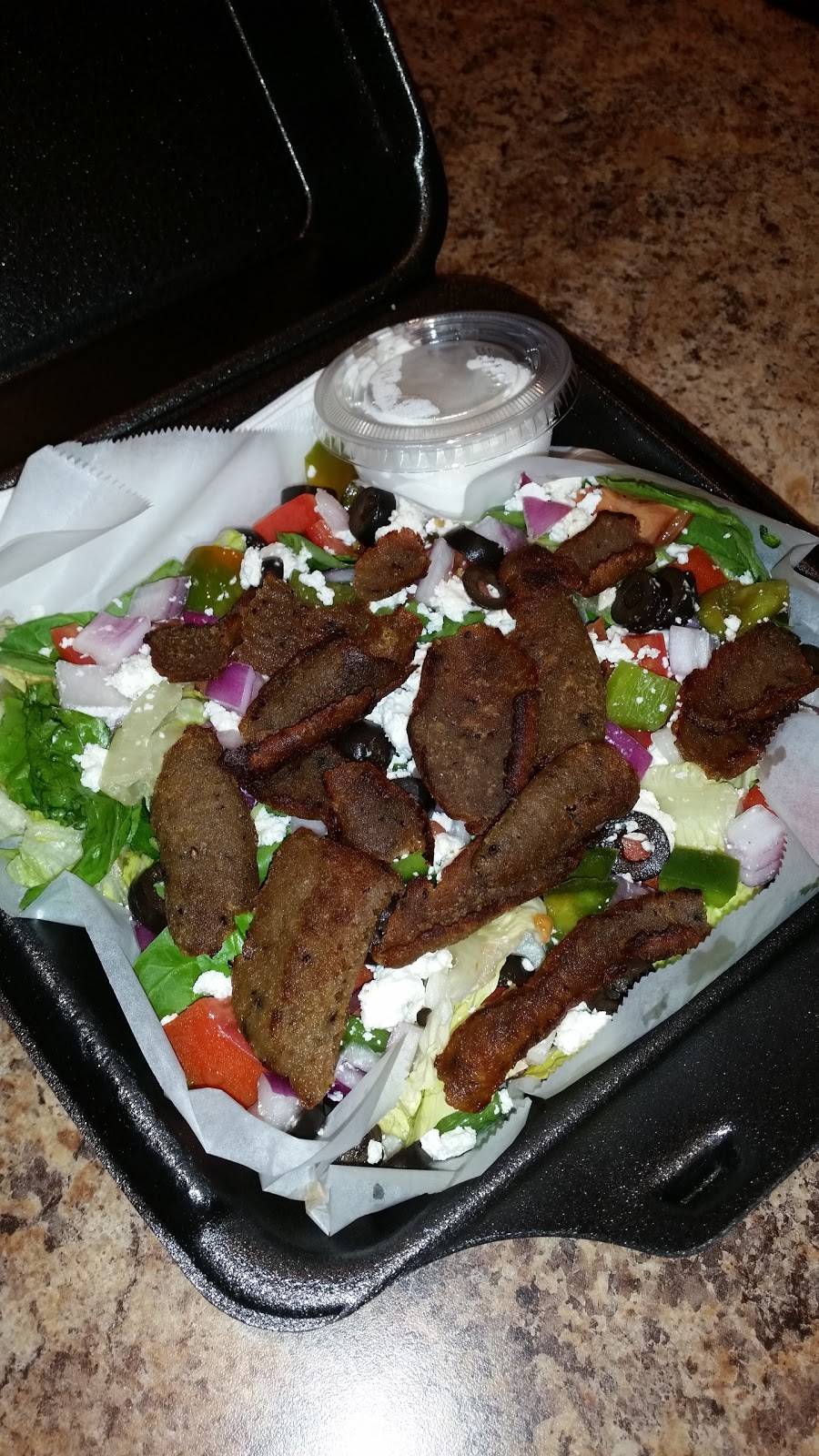 Johnnys Pizza And Slices | restaurant | 2832 Brady St, Davenport, IA 52803, USA | 5633241269 OR +1 563-324-1269