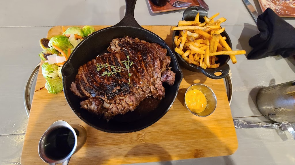 Outpost 406 at Fairhope | restaurant | 58 N Section St, Fairhope, AL 36532, USA | 2515177777 OR +1 251-517-7777