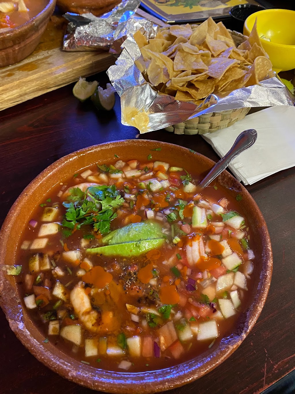 Silvias Lindo Sinaloa | restaurant | 2064 AZ-95 #6, Bullhead City, AZ 86442, USA | 9282850423 OR +1 928-285-0423