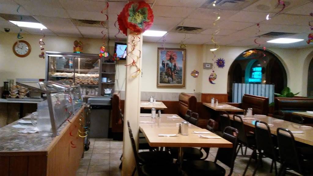 El Presidente Restaurante | restaurant | 2558 N Ashland Ave, Chicago, IL 60614, USA | 7735257938 OR +1 773-525-7938