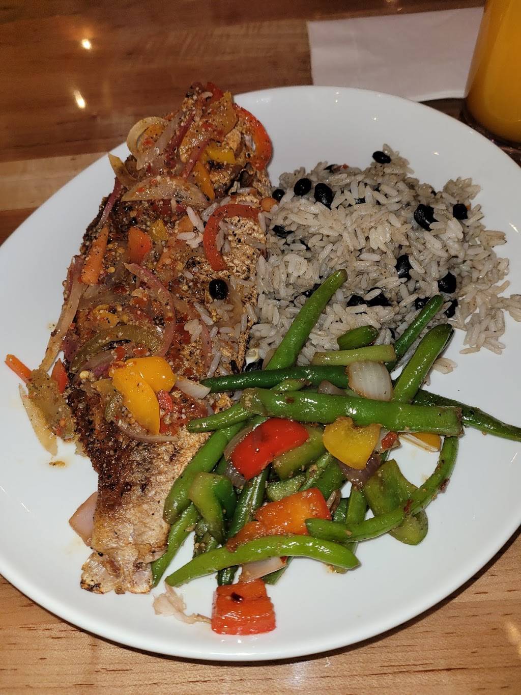 Huskeys Kitchen | restaurant | 1900 2nd Ave, Decatur, GA 30032, USA | 4044219452 OR +1 404-421-9452