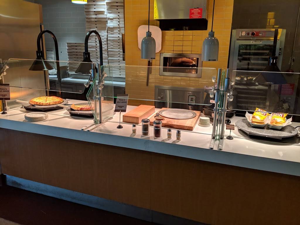 Savannah Cafe | restaurant | 560 Northfield Ave, West Orange, NJ 07052, USA | 8622526053 OR +1 862-252-6053