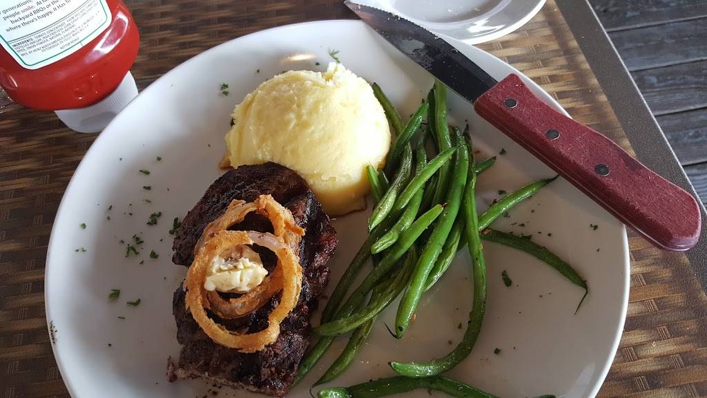 Havana’s | restaurant | 1 N Lake Park Blvd, Carolina Beach, NC 28428, USA | 9104582822 OR +1 910-458-2822