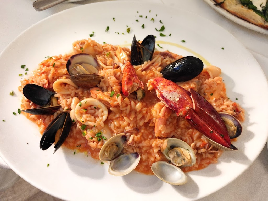 Amor di Pasta Blue Lagoon | restaurant | 536 NW 57th Ave, Miami, FL 33126, USA | 7866152019 OR +1 786-615-2019