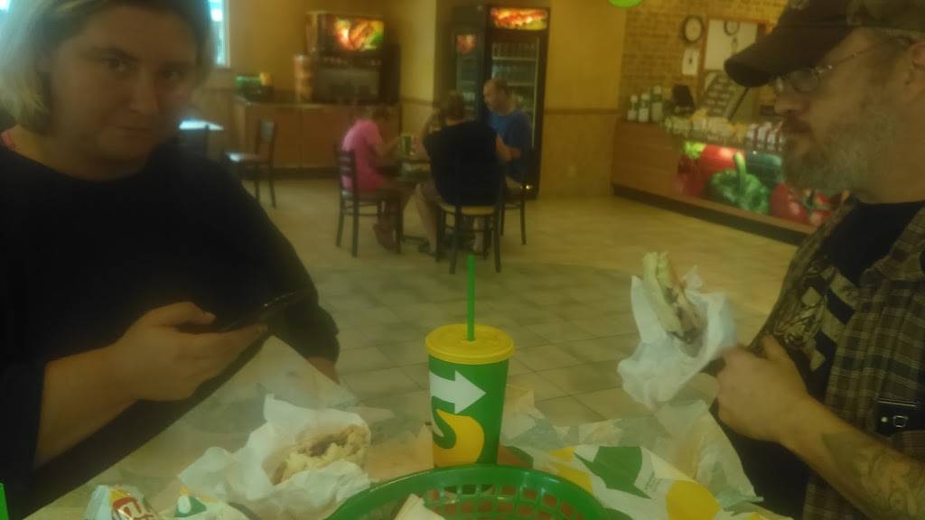 Subway | meal takeaway | 110 Eagle Mountain Blvd, Batesville, AR 72501, USA | 8706989955 OR +1 870-698-9955