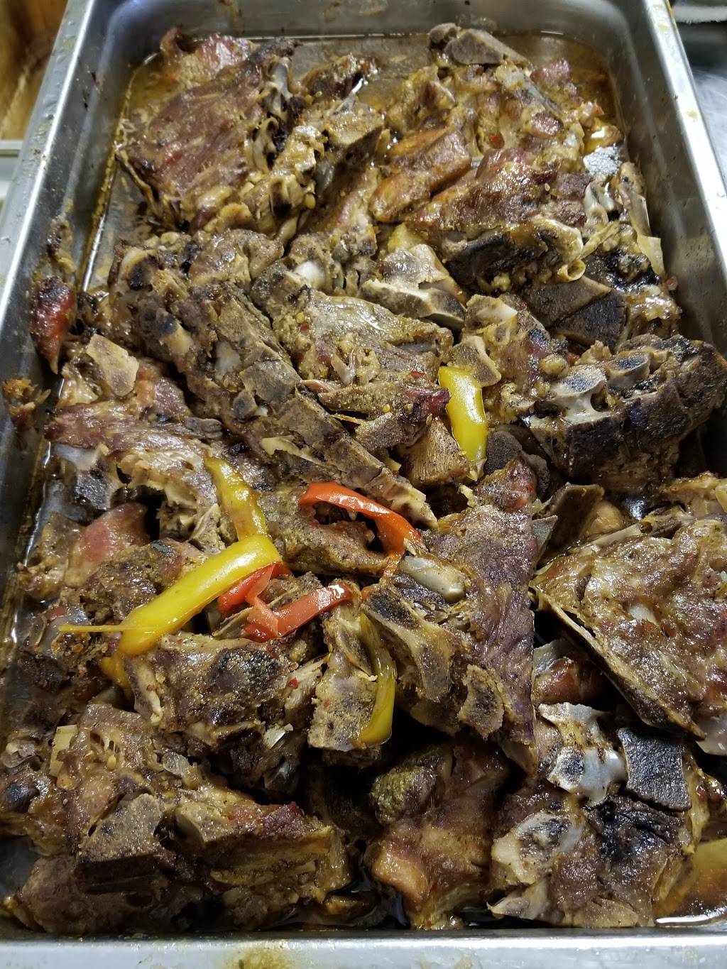 Dolls Kitchen | restaurant | 4795 E McKinley Ave, Fresno, CA 93721, USA | 5594128636 OR +1 559-412-8636