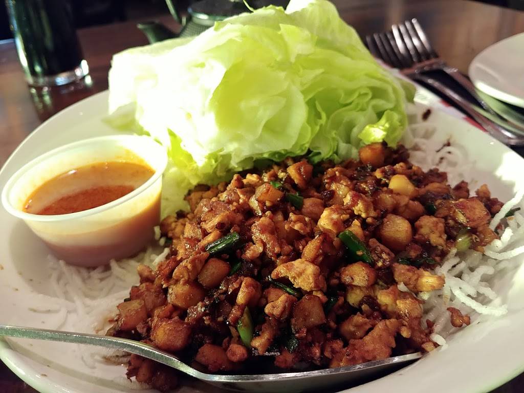 P.F. Changs | restaurant | 5633 Bay St, Emeryville, CA 94608, USA | 5108790990 OR +1 510-879-0990