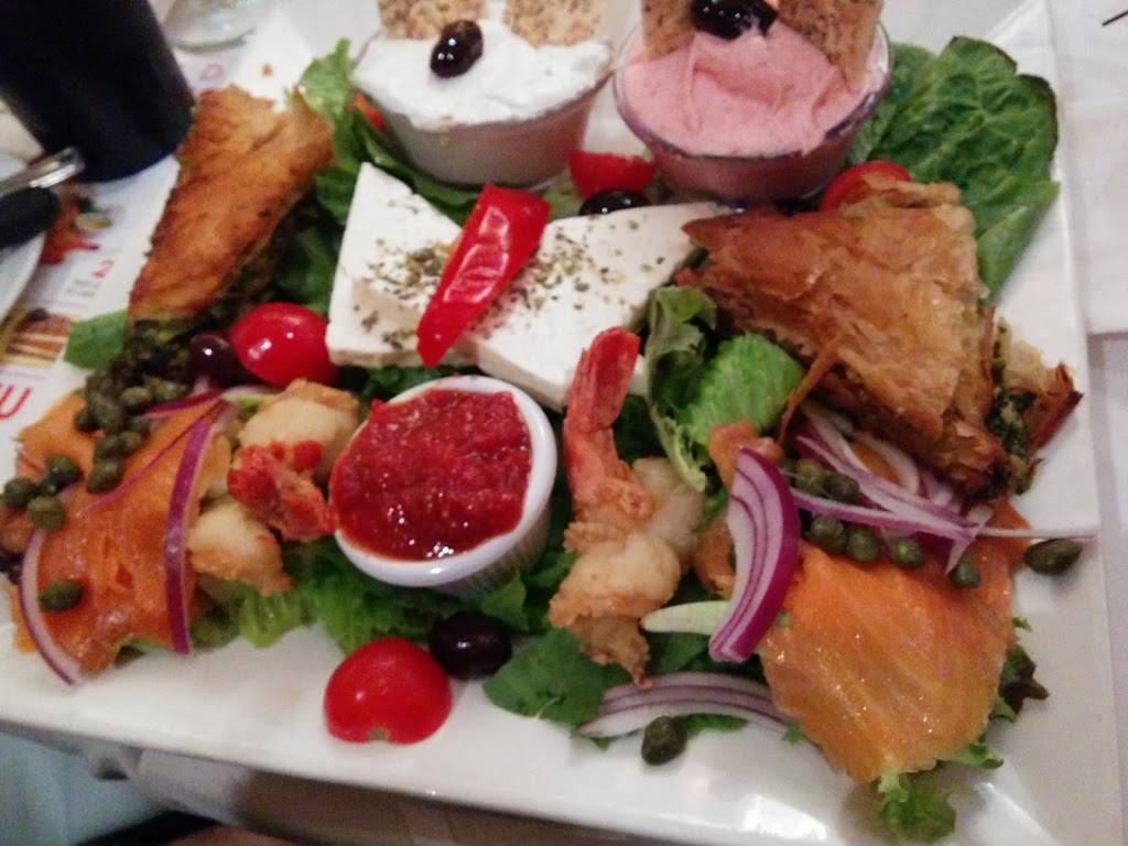 Casa Grecque | restaurant | 200 Rue Principale, Gatineau, QC J9H 6J4, Canada | 8196850600 OR +1 819-685-0600