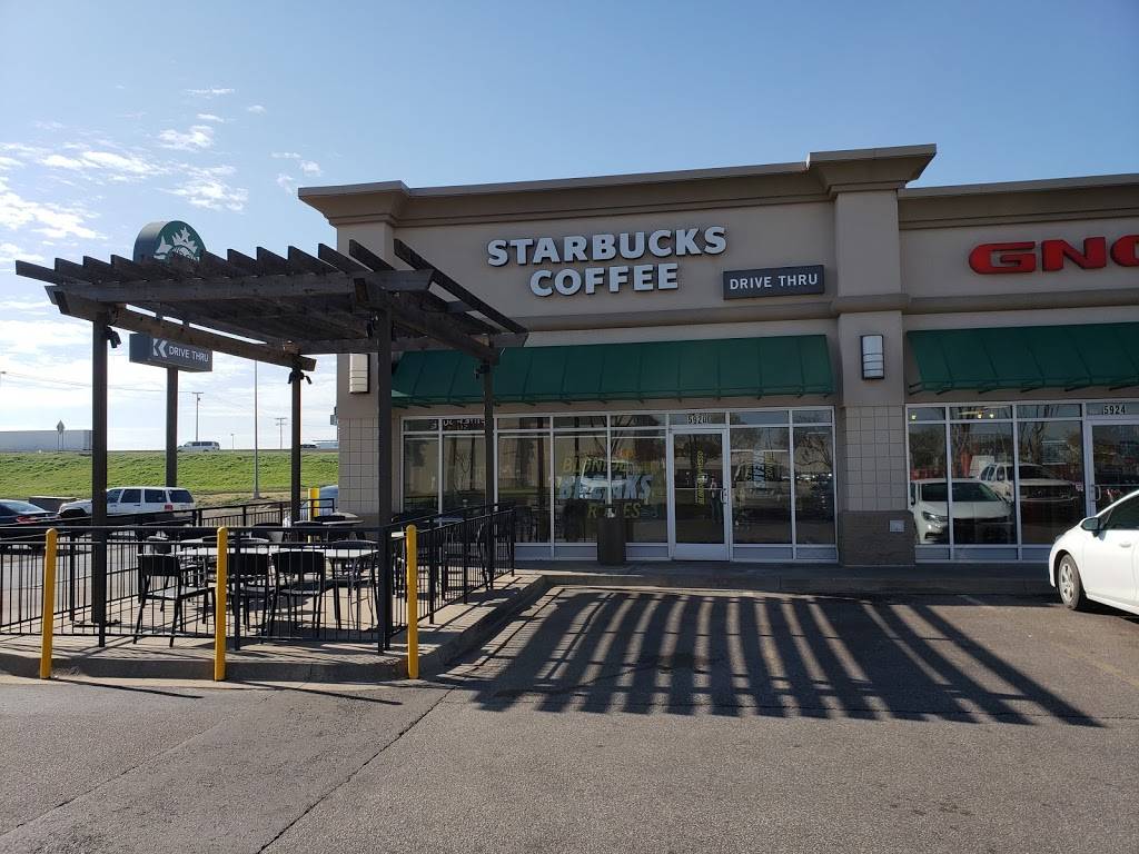 Starbucks | cafe | 5920 SW 4th Terrace, Oklahoma City, OK 73128, USA | 4057894650 OR +1 405-789-4650