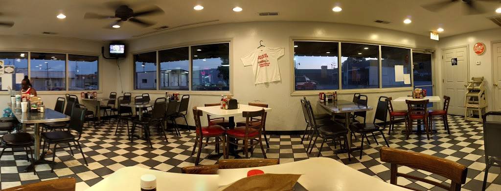 Dixie Freeze | restaurant | 200 Elm Ave, South Pittsburg, TN 37380, USA | 4238376423 OR +1 423-837-6423