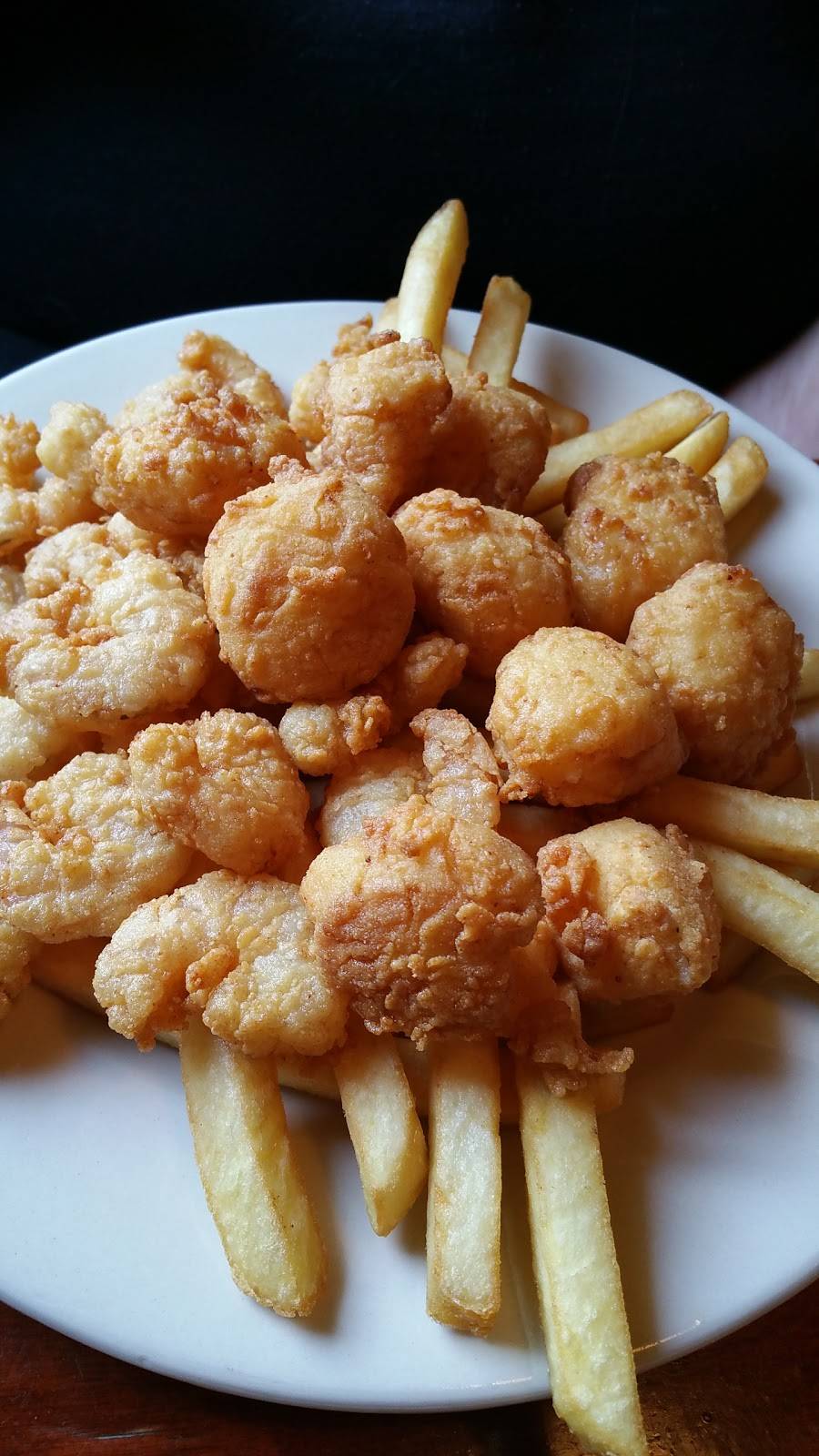 Weathervane Seafood Restaurant | restaurant | 306 US-1, Kittery, ME 03904, USA | 2074390330 OR +1 207-439-0330