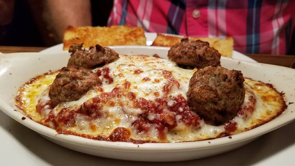 The New Albanian Brewing Company Pizzeria & Public House | restaurant | 3312 Plaza Dr, New Albany, IN 47150, USA | 8129442577 OR +1 812-944-2577