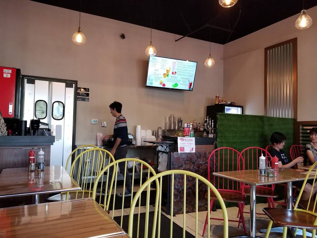 Munch Thai Food & Sweet Tea | cafe | 880 W Lincoln Ave, Anaheim, CA 92805, USA | 7149562830 OR +1 714-956-2830