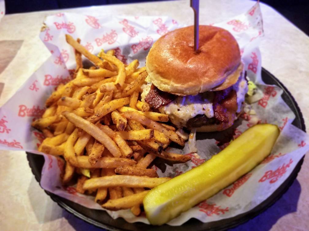 Bubbas 33 | restaurant | 1725 Debaun Ave, Chesapeake, VA 23320, USA | 7574474242 OR +1 757-447-4242