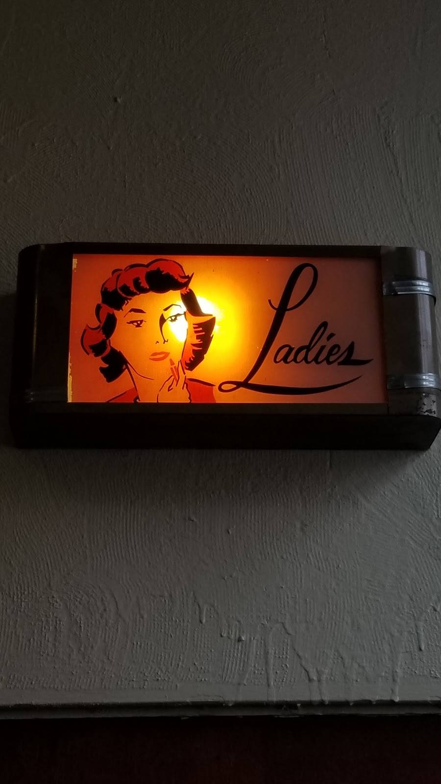 Charlies Restaurant | restaurant | 119 N Main St, DuBois, PA 15801, USA | 8142997168 OR +1 814-299-7168