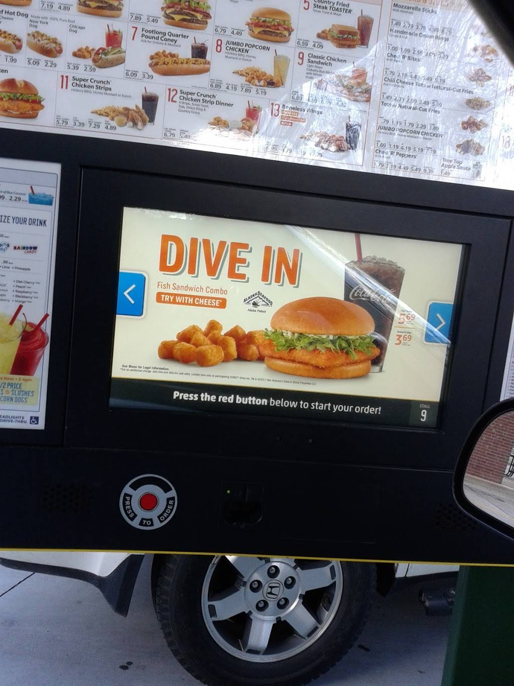 Sonic Drive-In | restaurant | 5429 E Central Ave, Wichita, KS 67208, USA | 3166836028 OR +1 316-683-6028