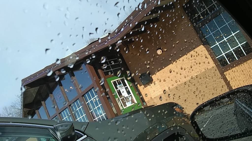 Royal Family Restaurant | restaurant | 1543 E Main St, Waynesboro, PA 17268, USA | 7176557516 OR +1 717-655-7516