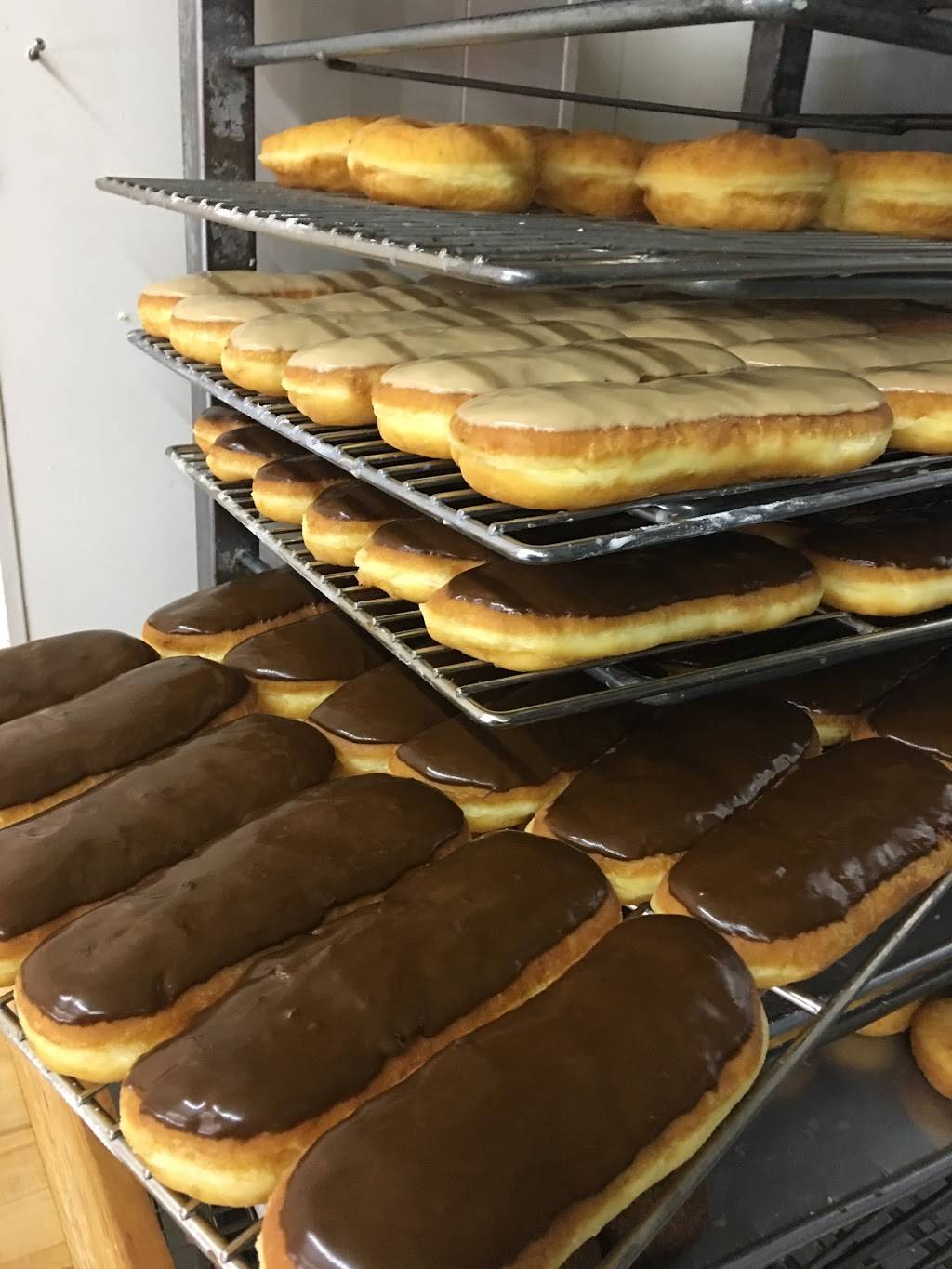 Donut Starr | bakery | 5972 Westminster Blvd, Westminster, CA 92683, USA | 7148924828 OR +1 714-892-4828