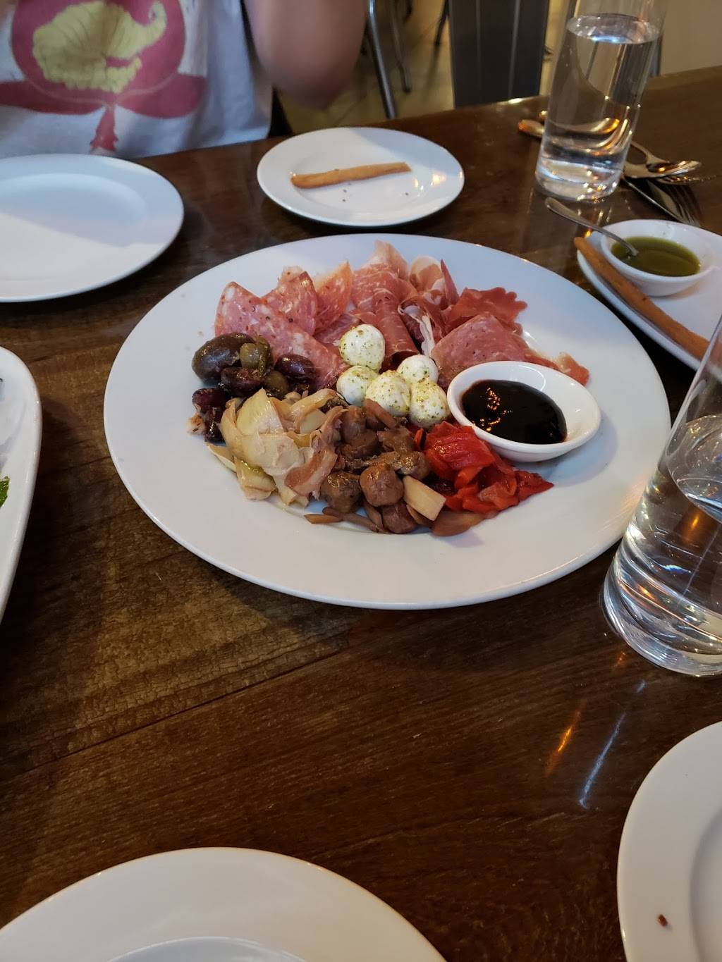 Osteria 2350 | meal takeaway | 2350 Railroad St, Pittsburgh, PA 15222, USA | 4122816595 OR +1 412-281-6595