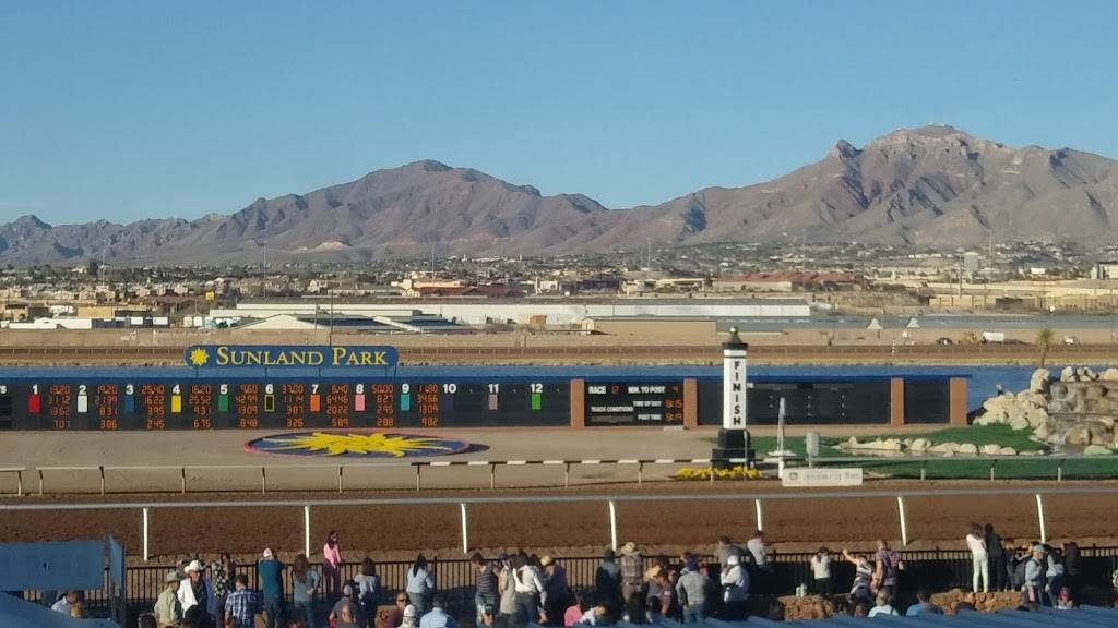 Sunland Park Racetrack & Casino | restaurant | 1200 Futurity Dr, Sunland Park, NM 88063, USA | 5758745200 OR +1 575-874-5200