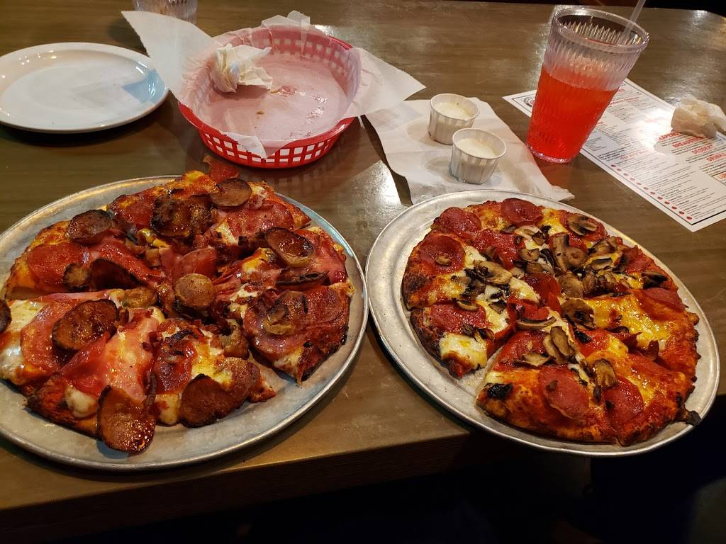 Toppers Pizza | restaurant | 23710 Valencia Blvd, Santa Clarita, CA 91355, USA | 6612227888 OR +1 661-222-7888