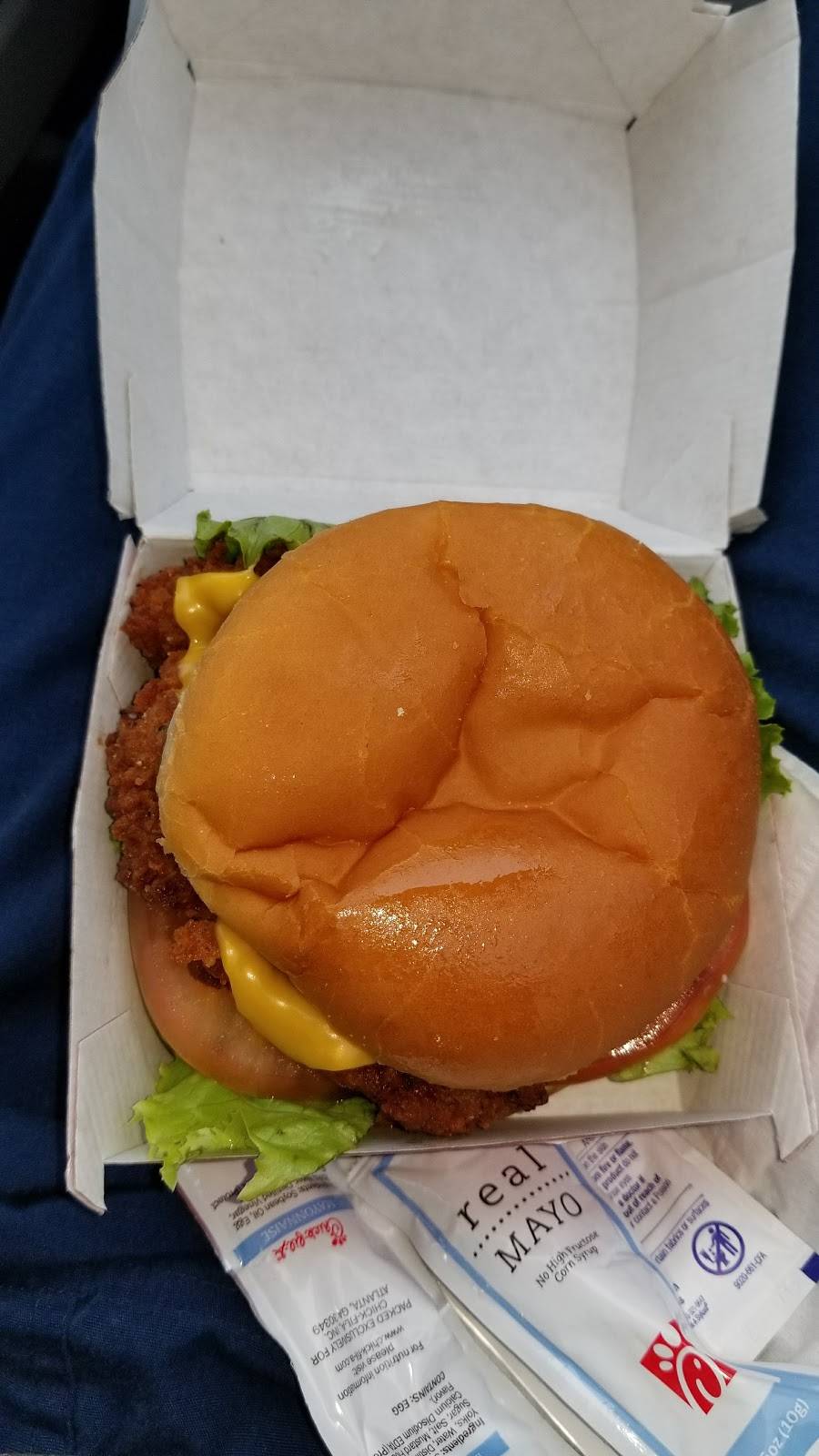 Chick-fil-A | restaurant | 1980 Union Ave, Memphis, TN 38104, USA | 9012720511 OR +1 901-272-0511