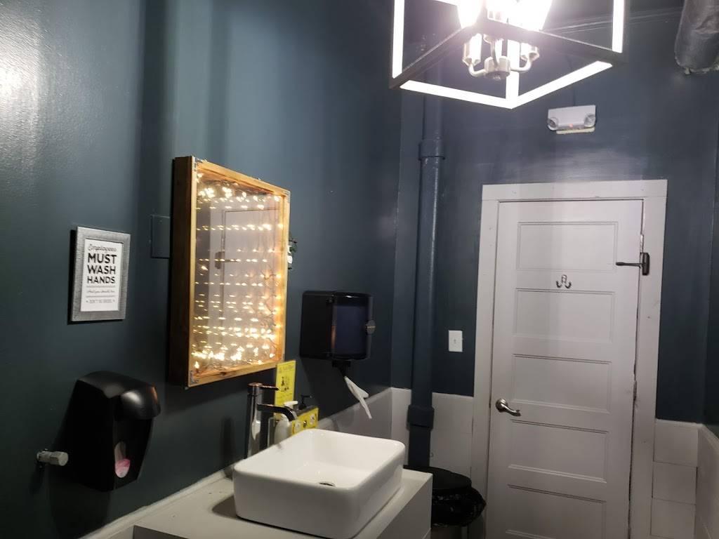 The Coosa Cleaver | restaurant | 106 Company St, Wetumpka, AL 36092, USA | 3347311190 OR +1 334-731-1190