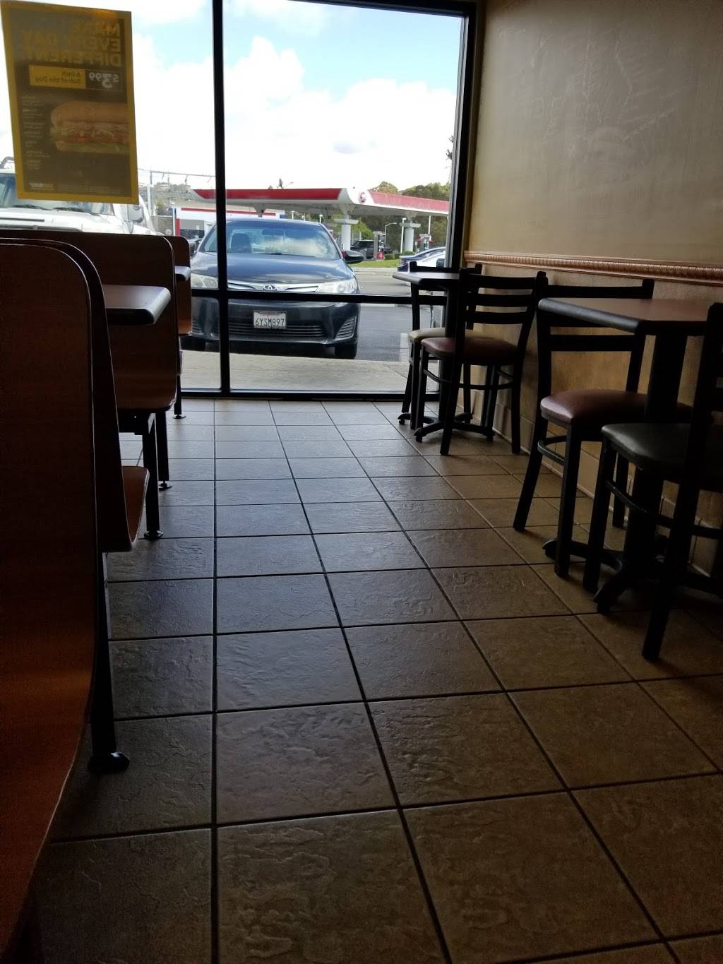 Subway Restaurants | restaurant | 22085 Center St, Castro Valley, CA 94546, USA | 5107282062 OR +1 510-728-2062