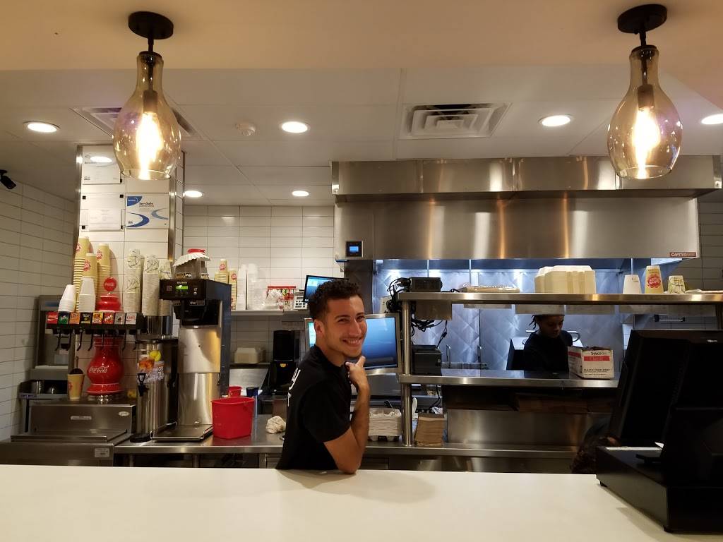 Johnny Rockets | restaurant | 1000 Premium Outlets Dr, Tannersville, PA 18372, USA | 5706292020 OR +1 570-629-2020