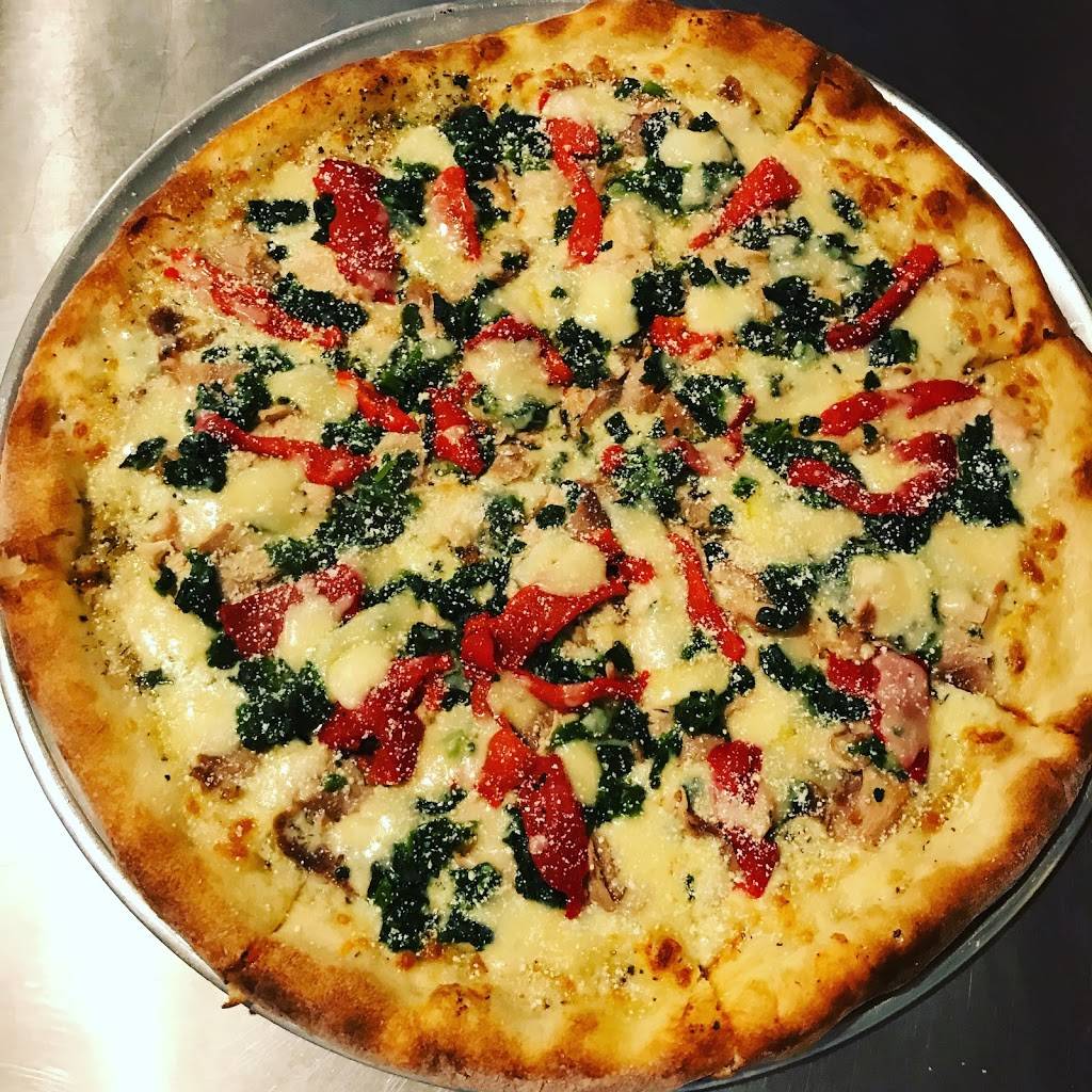 Argentos Pizza Palace | restaurant | 21 E Main St, Richland, PA 17087, USA | 7178661800 OR +1 717-866-1800