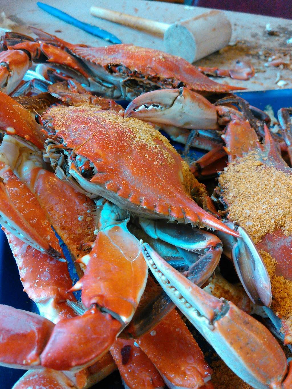 Mays Seafood Restaurant | restaurant | 5640 Urbana Pike, Frederick, MD 21704, USA | 3016624233 OR +1 301-662-4233