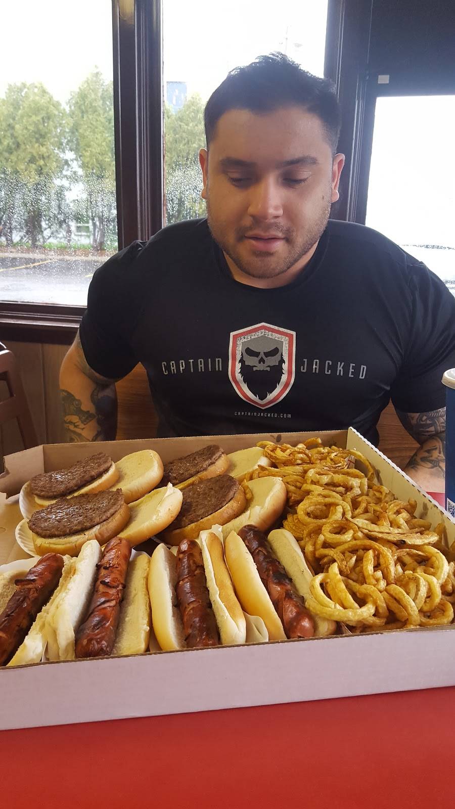 Tonys Bayview Drive-In | restaurant | 3804 Lake Shore Rd, Buffalo, NY 14219, USA | 7168245002 OR +1 716-824-5002