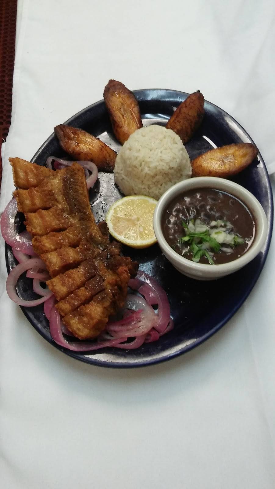 Tequilas | restaurant | 733 Lakewood Rd, Waterbury, CT 06704, USA | 2035275628 OR +1 203-527-5628