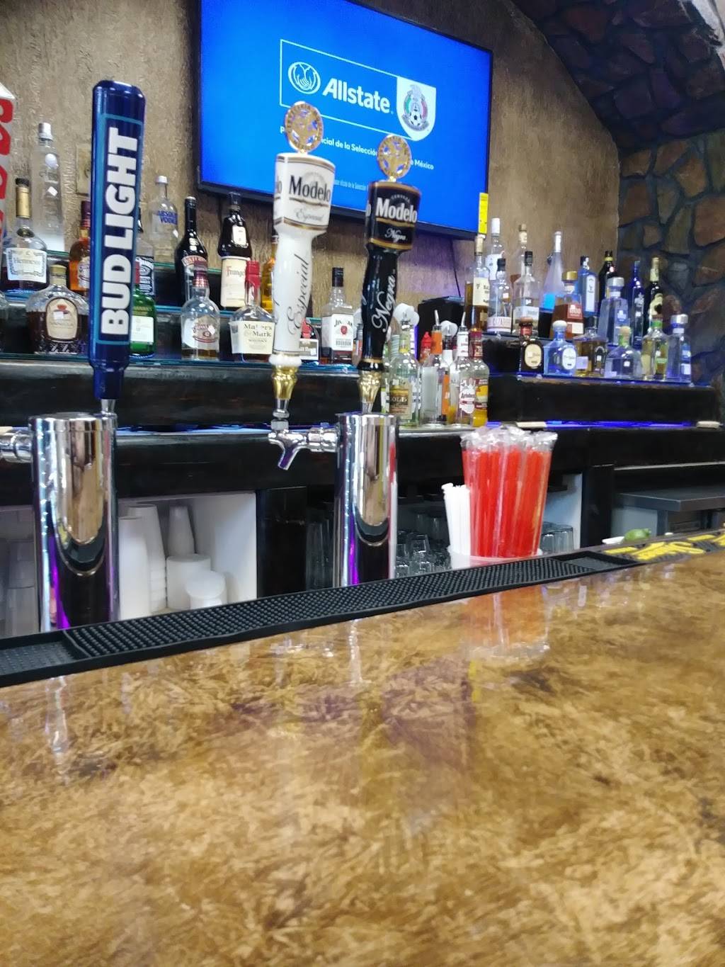 La Comercial Tienda & Mexican Cuisine | restaurant | 2947 S Military Hwy, Chesapeake, VA 23323, USA | 7575586014 OR +1 757-558-6014