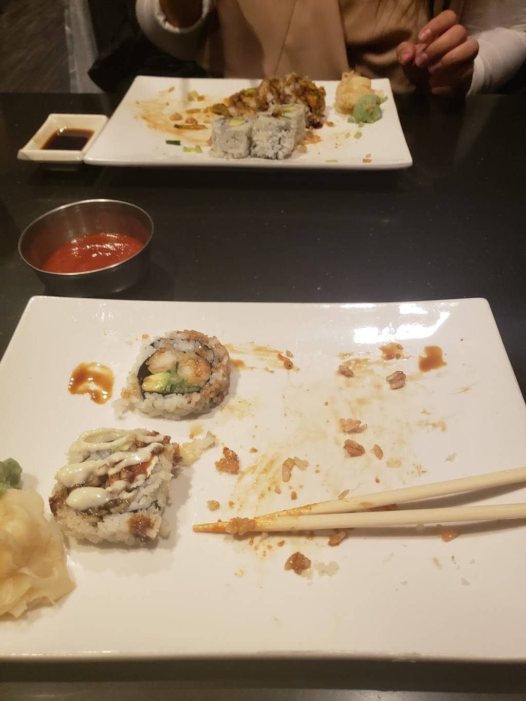 Inari Sushi | restaurant | 7428 W North Ave, Elmwood Park, IL 60707, USA | 7085832300 OR +1 708-583-2300