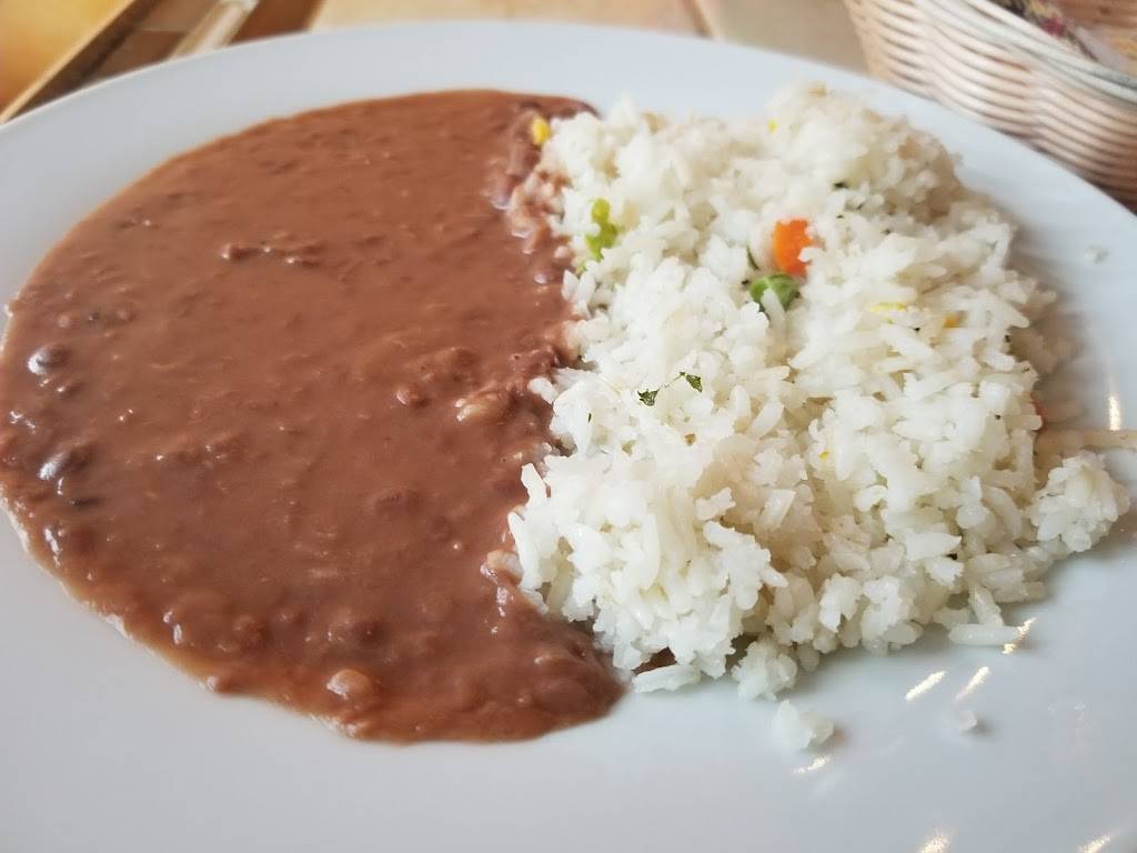 La Cosinita Mexican Cafe | restaurant | 177 Park St, New Haven, CT 06511, USA | 2037721020 OR +1 203-772-1020