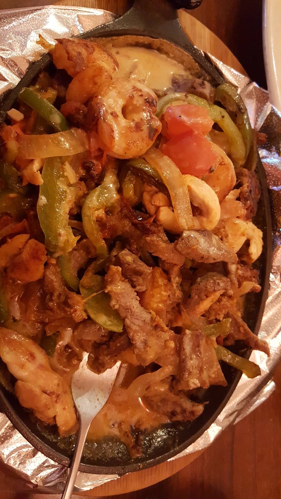 El Mezcal Mexican Restaurant | restaurant | 705 Texas Blvd # B, Bethalto, IL 62010, USA | 6183778902 OR +1 618-377-8902