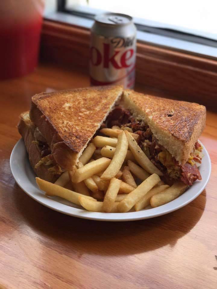 Swansea House of Pizza | restaurant | 472 Wilbur Ave, Swansea, MA 02777, USA | 5086755555 OR +1 508-675-5555