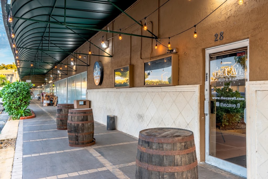The Cave | restaurant | 5650 Stirling Rd #28, Hollywood, FL 33021, USA | 9547019891 OR +1 954-701-9891