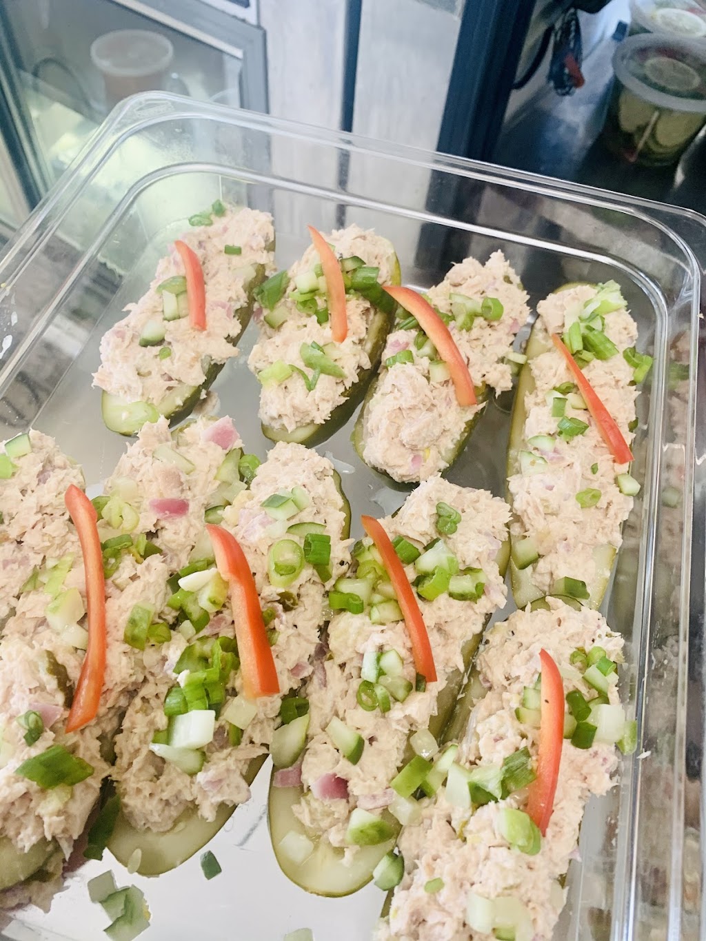 Pickle Island | restaurant | 18 Forest Ave, Glen Cove, NY 11542, USA | 5164441280 OR +1 516-444-1280