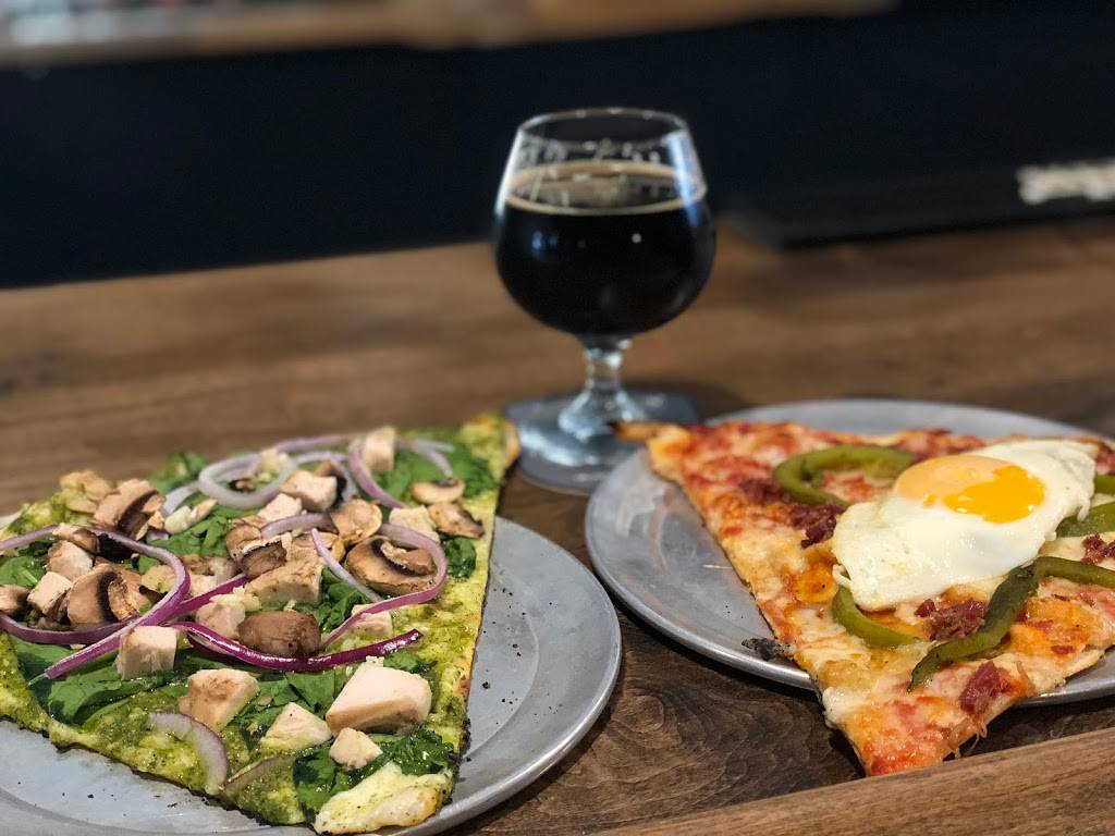 Right Coast Pizza | restaurant | 811 8th St, Greeley, CO 80631, USA | 9703529129 OR +1 970-352-9129