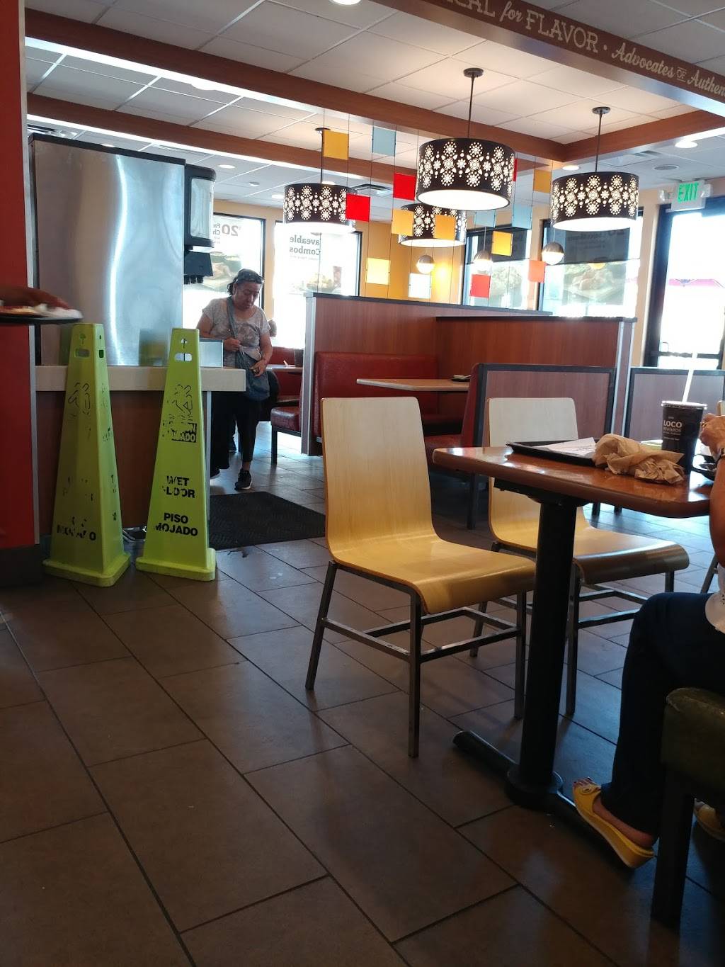 Jack in the Box | restaurant | 5150 Atlantic Ave, Long Beach, CA 90805, USA | 5624232164 OR +1 562-423-2164