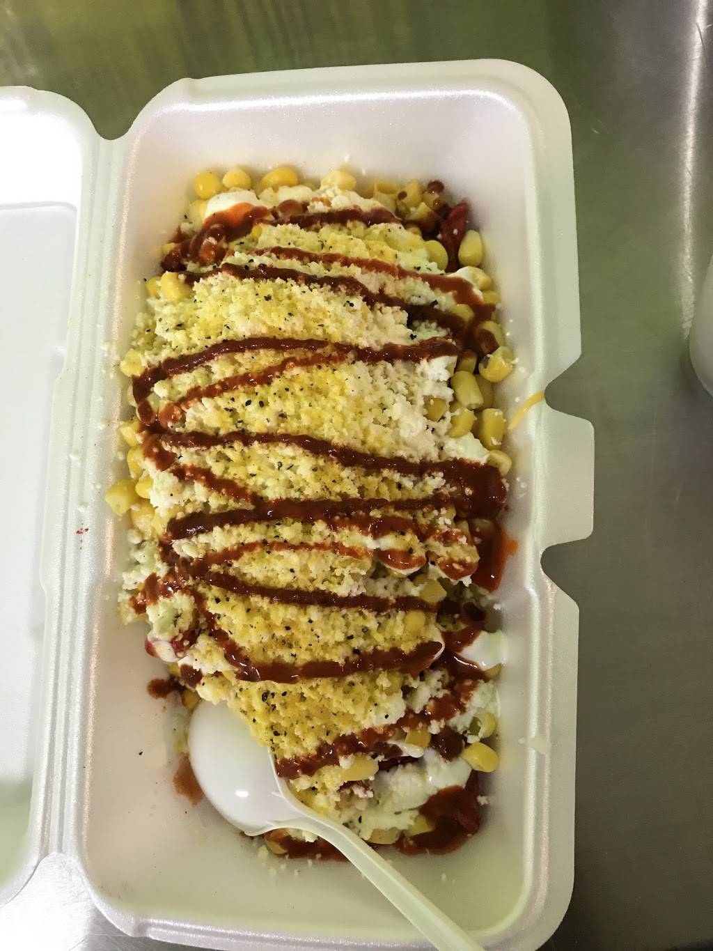 Elotes y antojitos la banana | restaurant | 2320 Rock Island Rd, Irving, TX 75060, USA | 9722533000 OR +1 972-253-3000